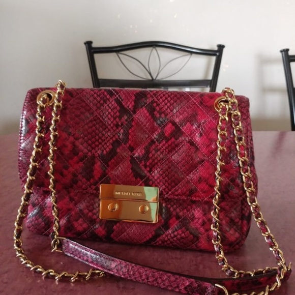 Michael Kors Handbags - Michael kors pink snake skin print clutch